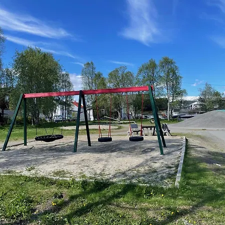 Town And Nature 2 Bedroom Daire Tromsø